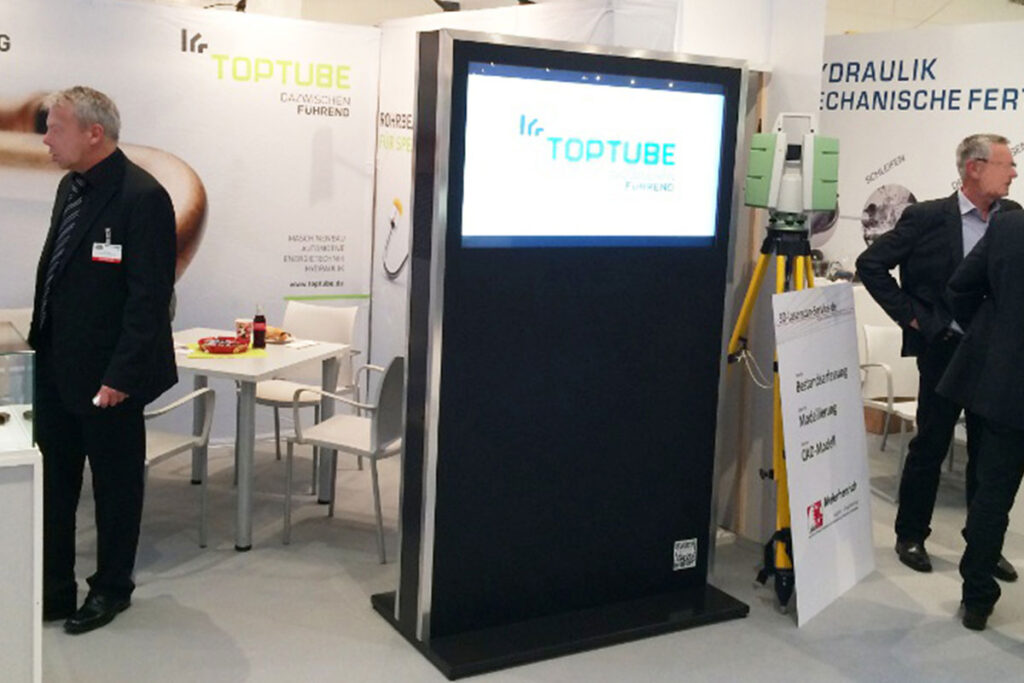 Stand von Toptube mit Werbesystem auf der FMB 2019